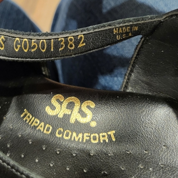 SAS Caress Black Cross Strap Wedge Buckle Strap Comfort Sandal Size 7 Slim - Picture 4 of 7